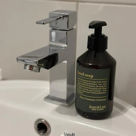 Apartament Bella - Business&family - 200m Zum Schlosseingang, Parkplatz, Smarttv, Netflix, Waschmaschine, 24h Checkin, 41qm, Wlan *