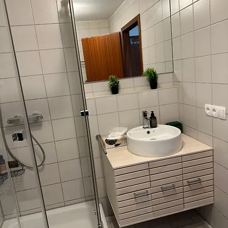 Apartamento Bella - Business&family - 200m Zum Schlosseingang, Parkplatz, Smarttv, Netflix, Waschmaschine, 24h Checkin, 41qm, Wlan